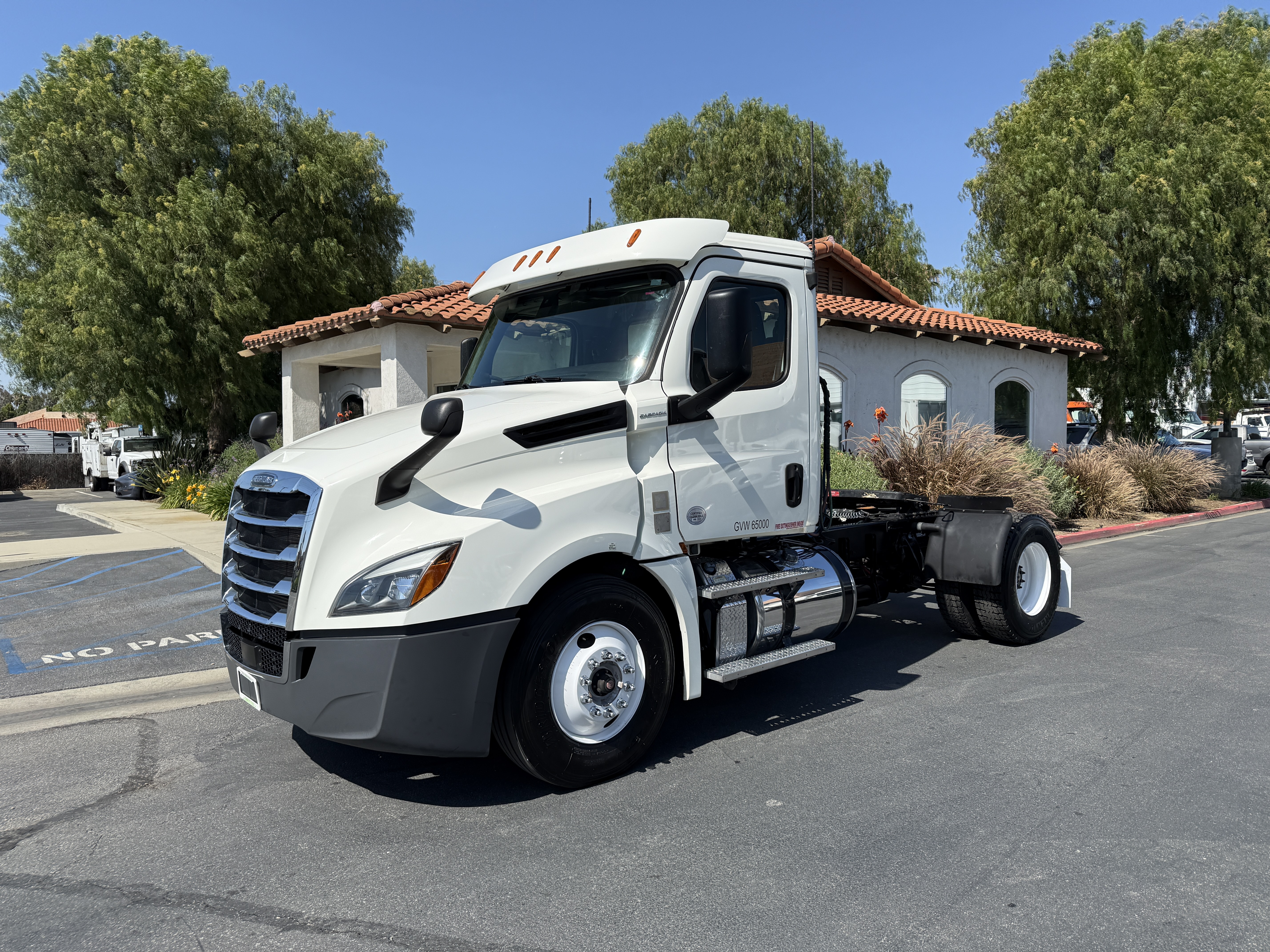 2019 FREIGHTLINER CASCADIA in Norco, CA