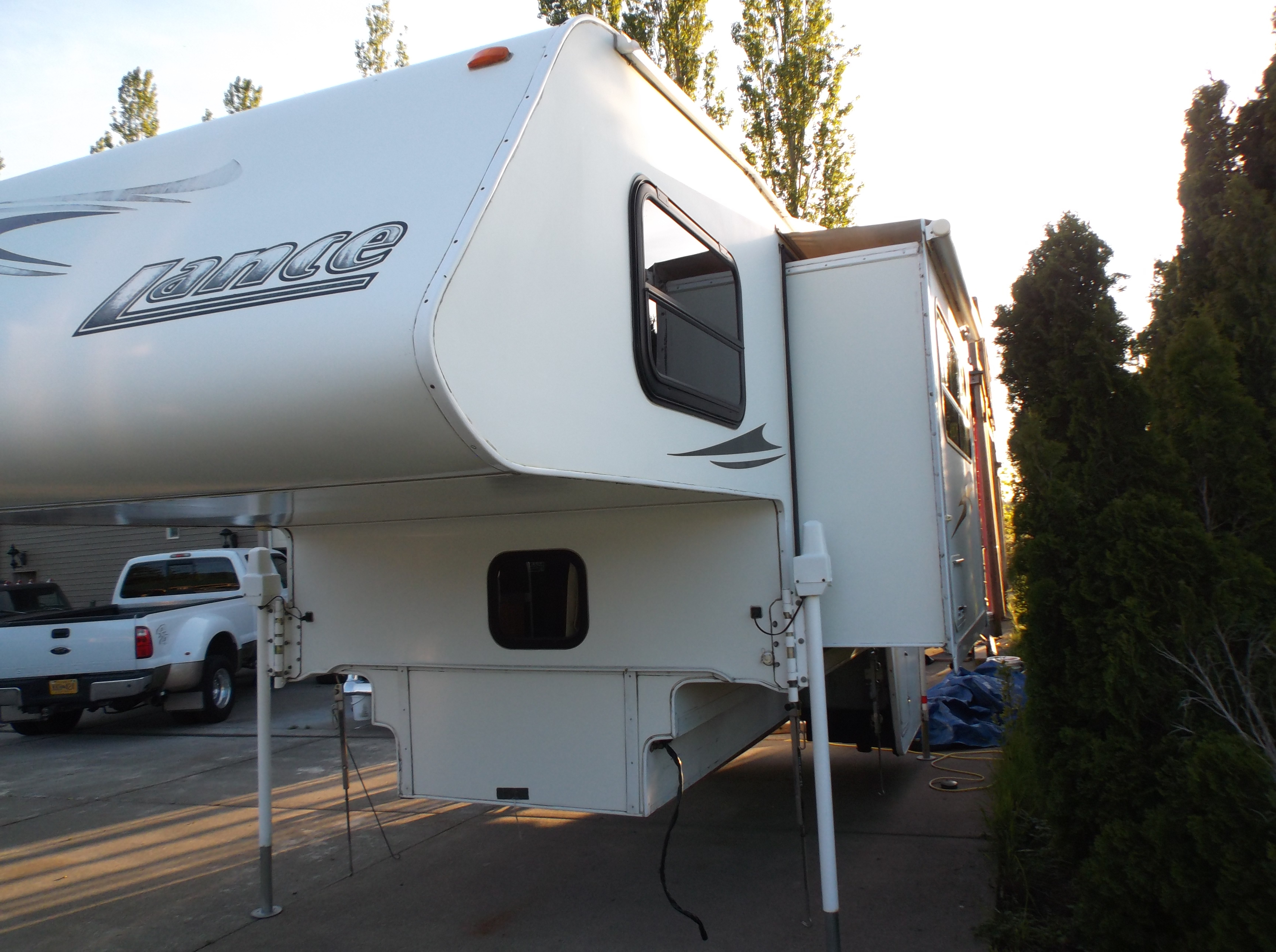 2007 Lance 1131 in enumclaw WA