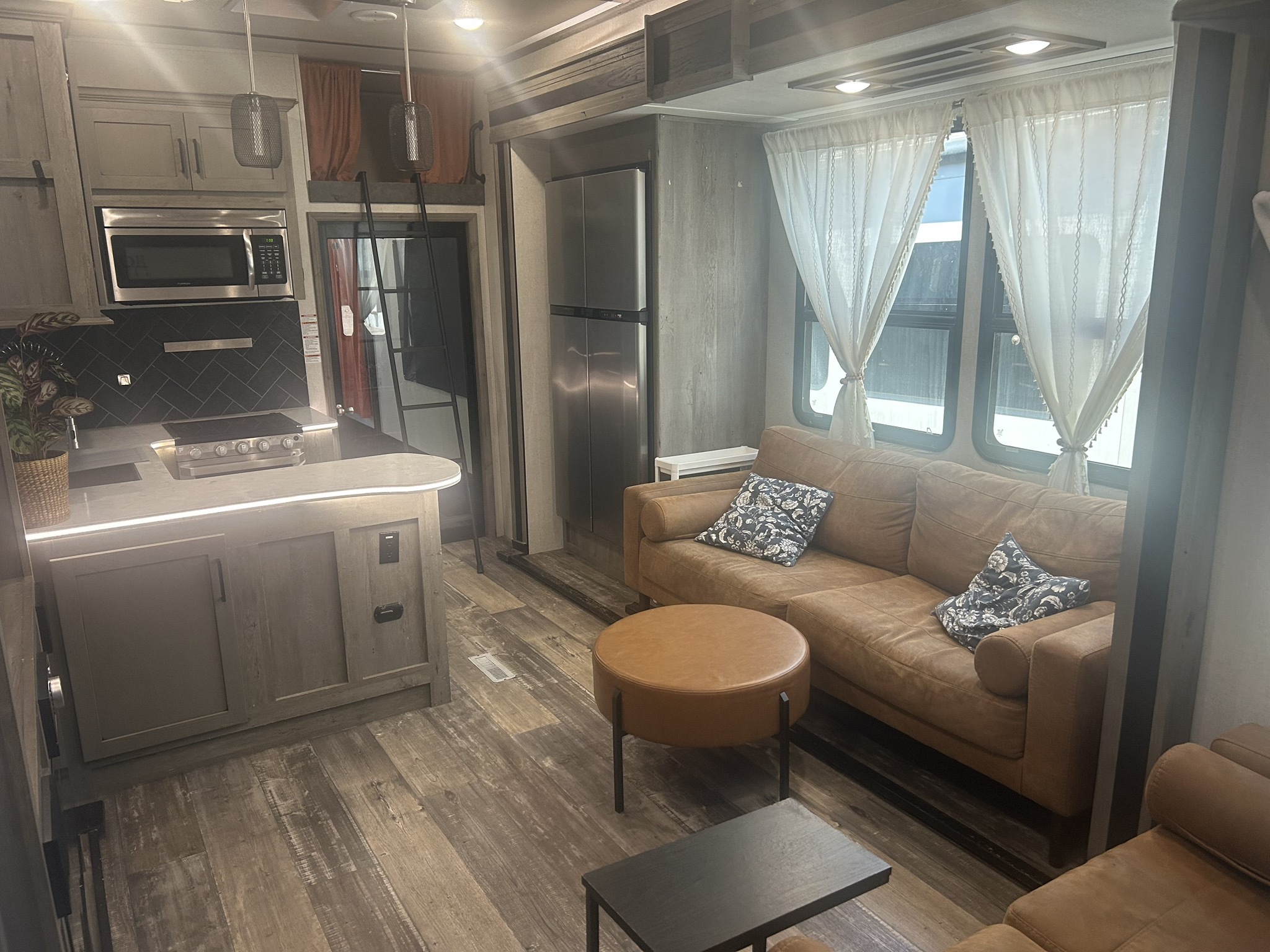 2020 Keystone RAPTOR 423 RV