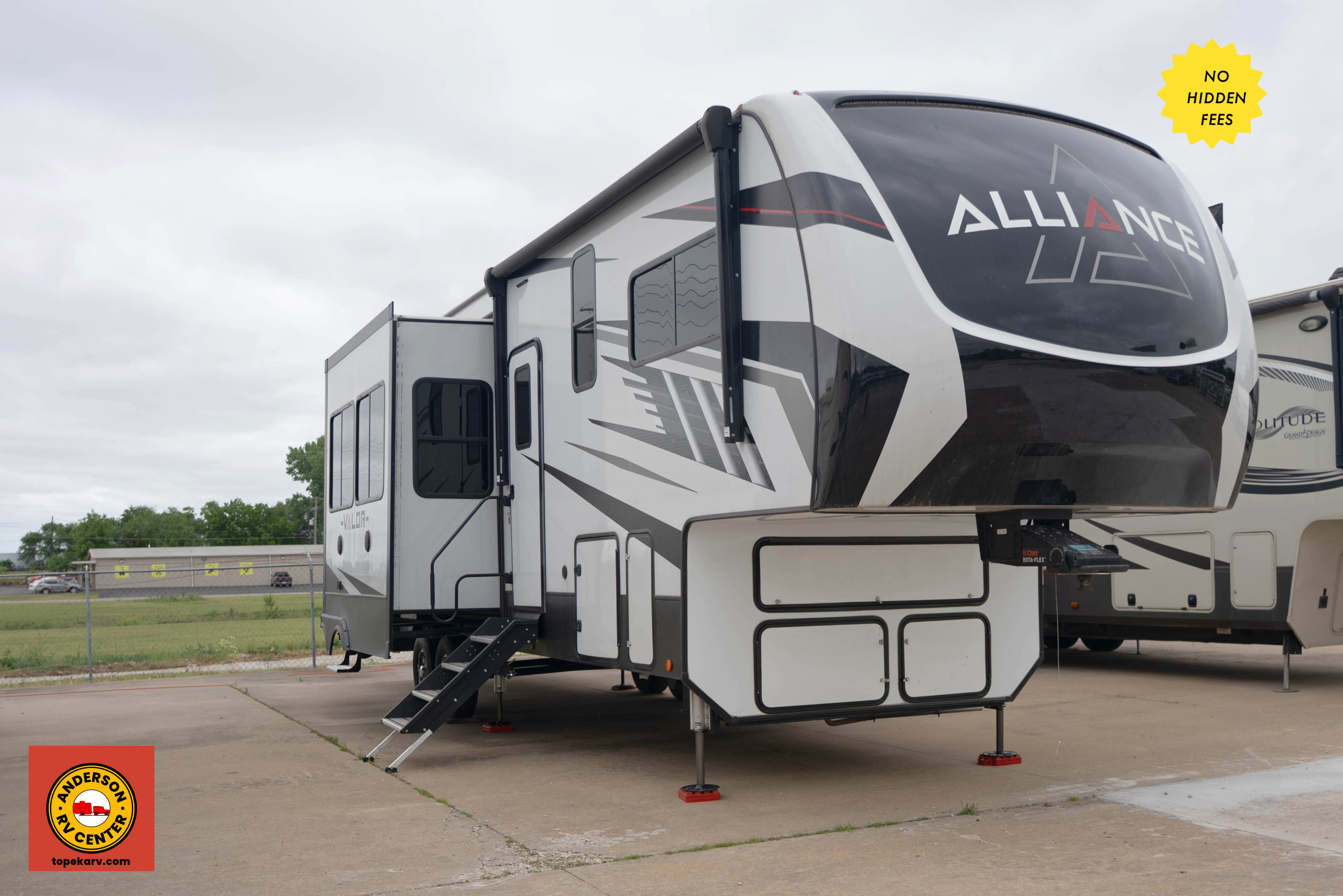 2023 Alliance Rv VALOR 36V11 RV