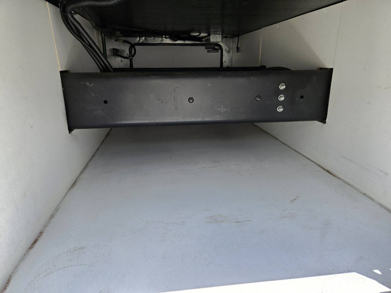 A photo of this 2019 Thor Motor Coach PALAZZO 37 4