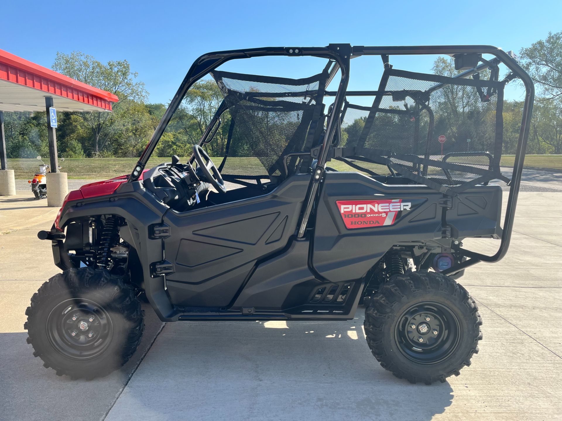 2025 Honda Pioneer 1000-5 in ottawa OH