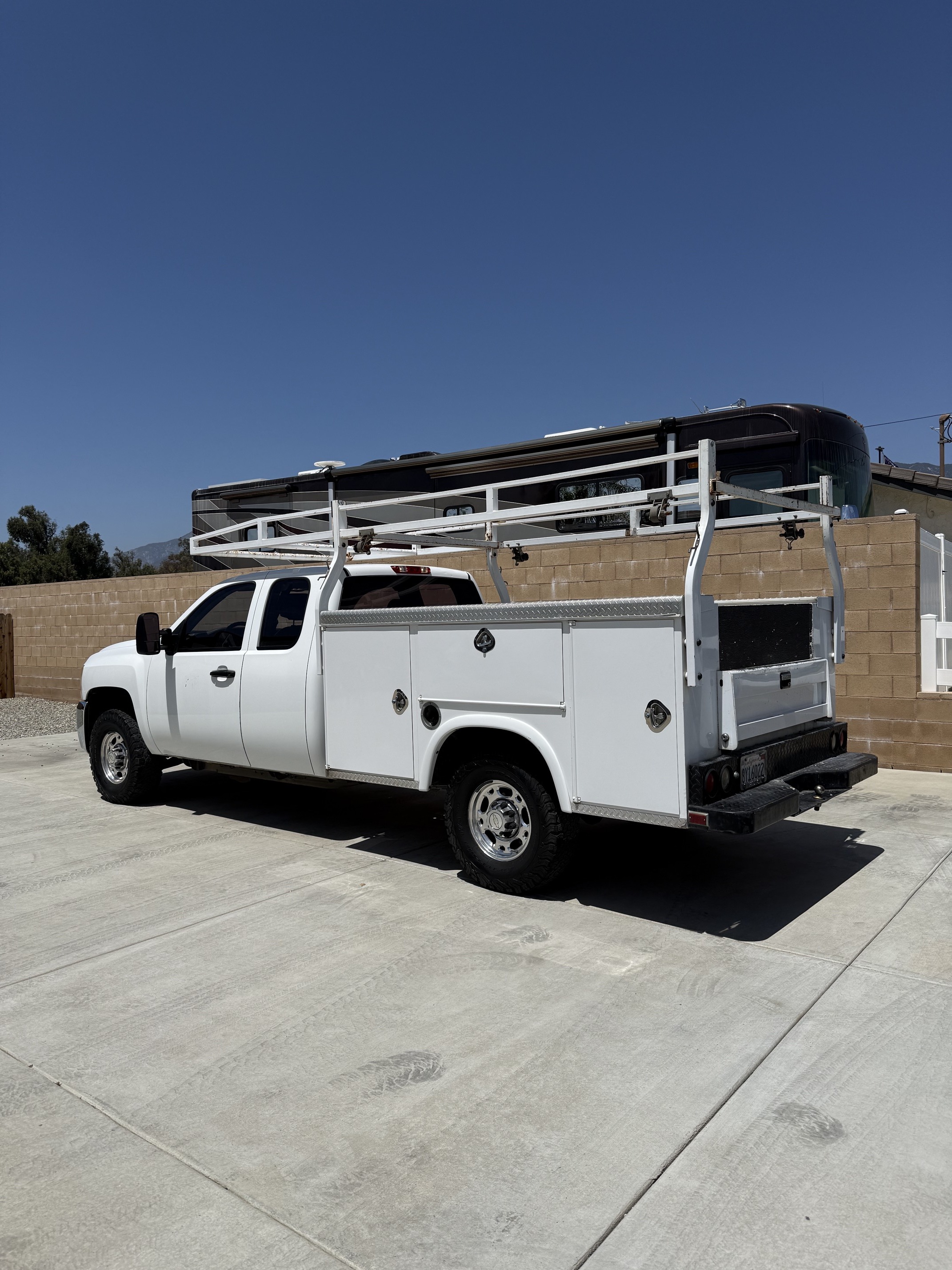 2010 CHEVROLET SILVERADO 2500HD WT WT in Rancho Cucamonga, CA