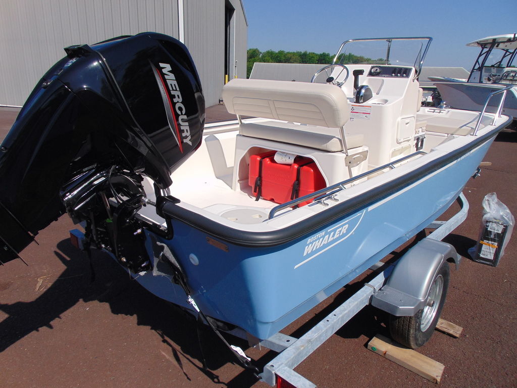 2026 Boston Whaler 150 Montauk in quakertown PA