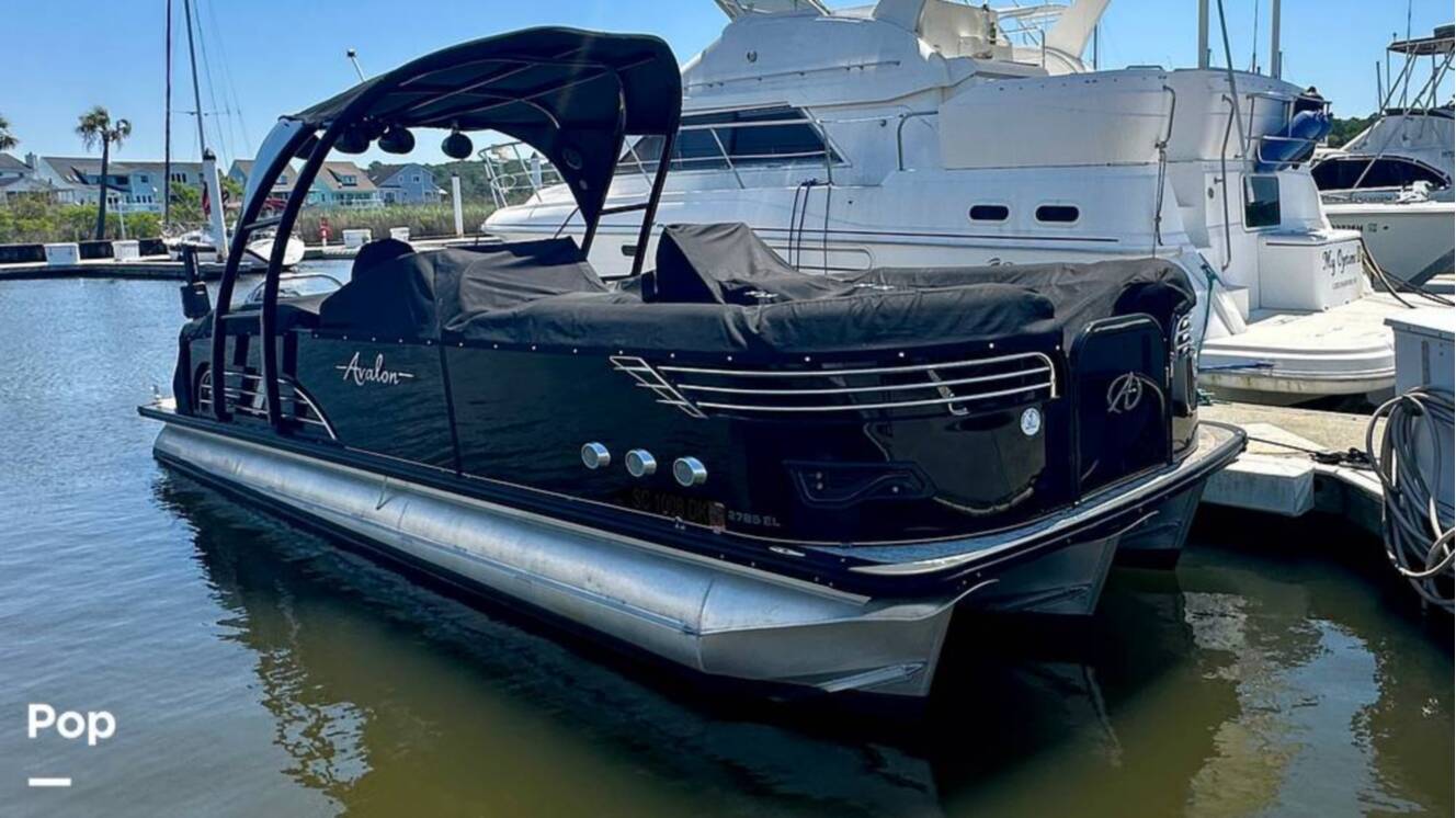 A photo of this 2018 Avalon Ambassador 2785 EL