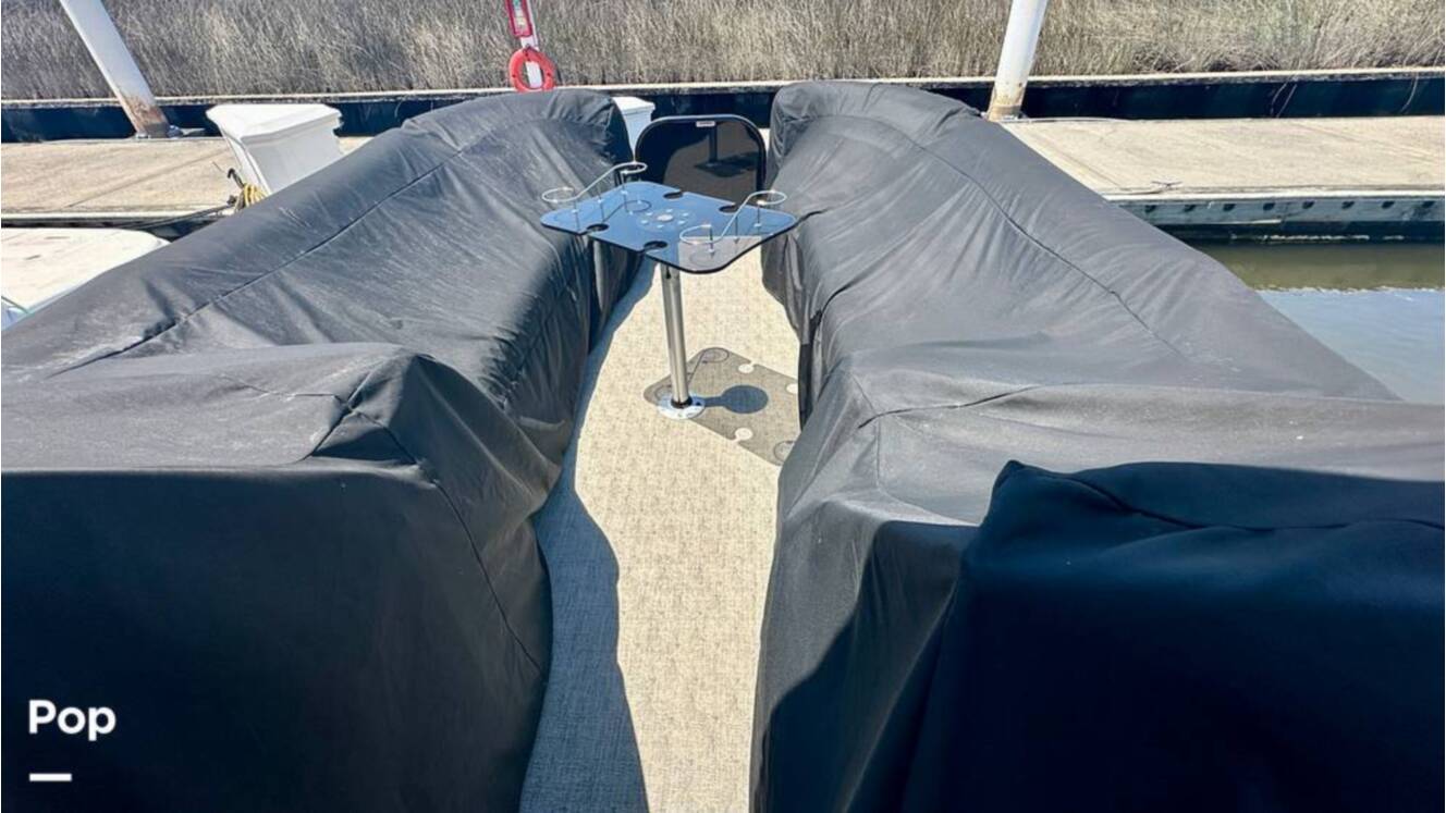 A photo of this 2018 Avalon Ambassador 2785 EL