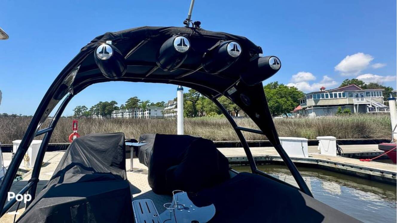 A photo of this 2018 Avalon Ambassador 2785 EL