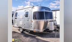 2017 Airstream Flying Cloud M-19 RV