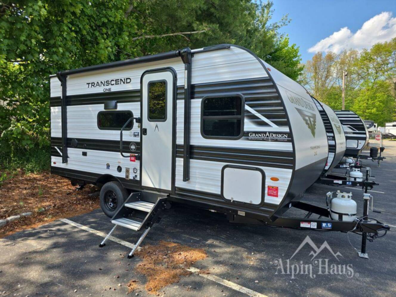 A photo of this 2026 Grand Design Transcend One 151BH