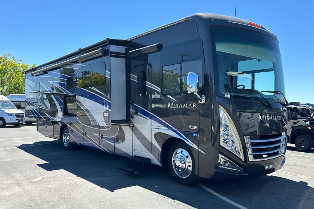 2022 Thor Motor Coach Miramar M-35.2 FORD in boise ID