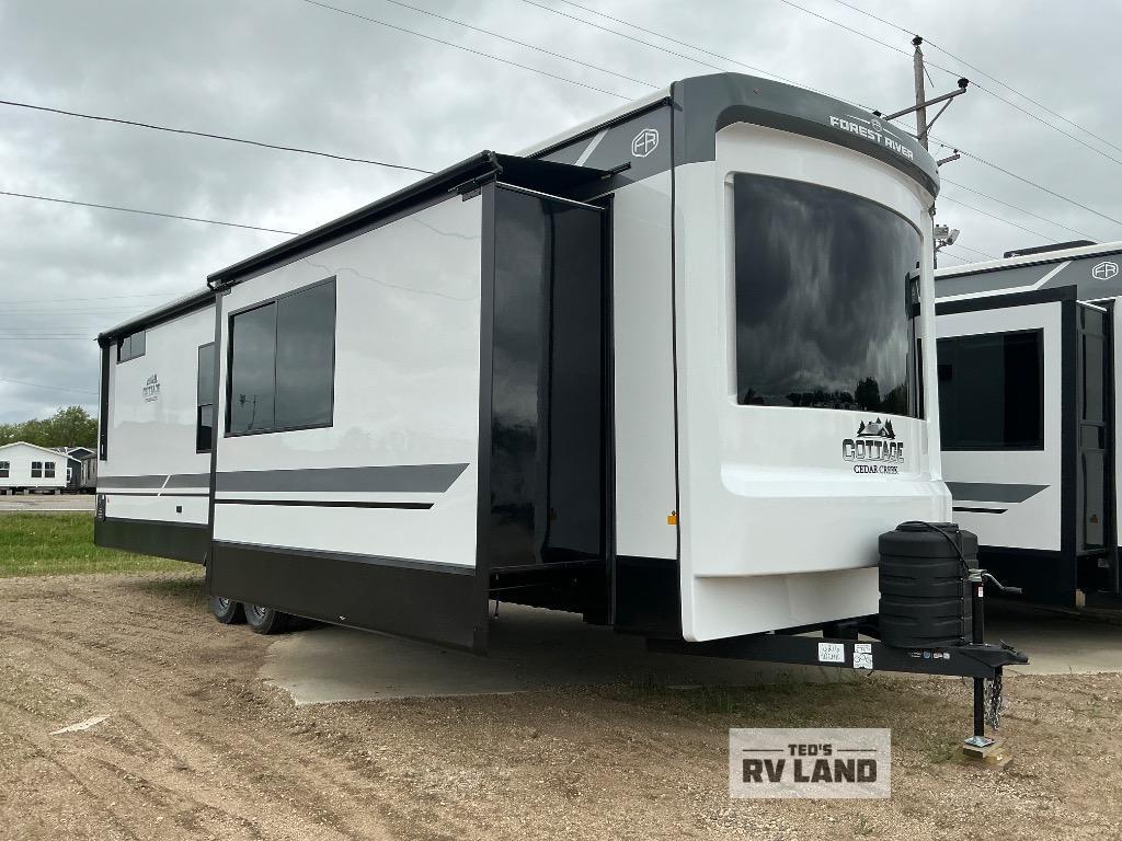2026 Forest River Rv Cedar Creek Cottage 40CMK in paynesville MN