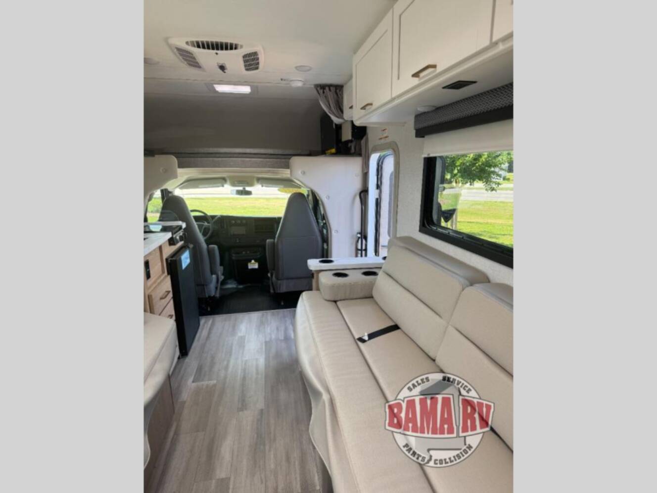 A photo of this 2027 Thor Motor Coach Four Winds 19X