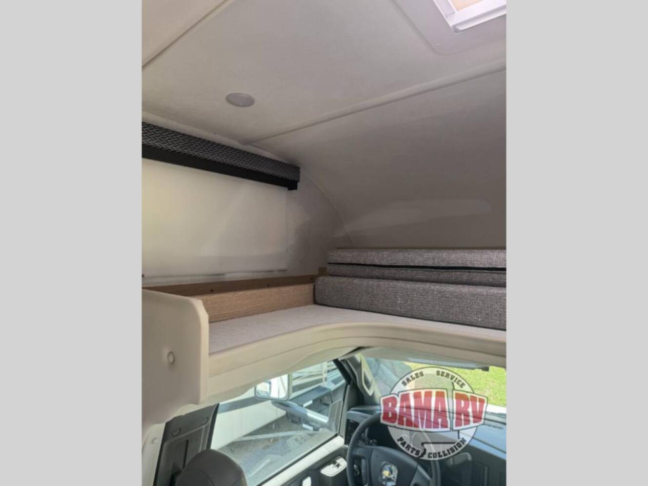A photo of this 2027 Thor Motor Coach Four Winds 19X