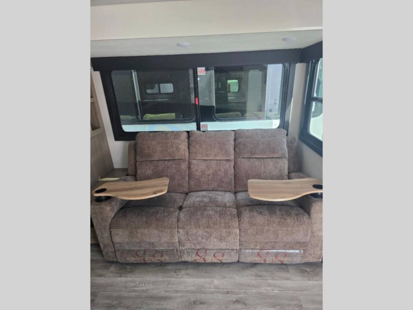A photo of this 2026 Jayco Eagle HT 31QCD