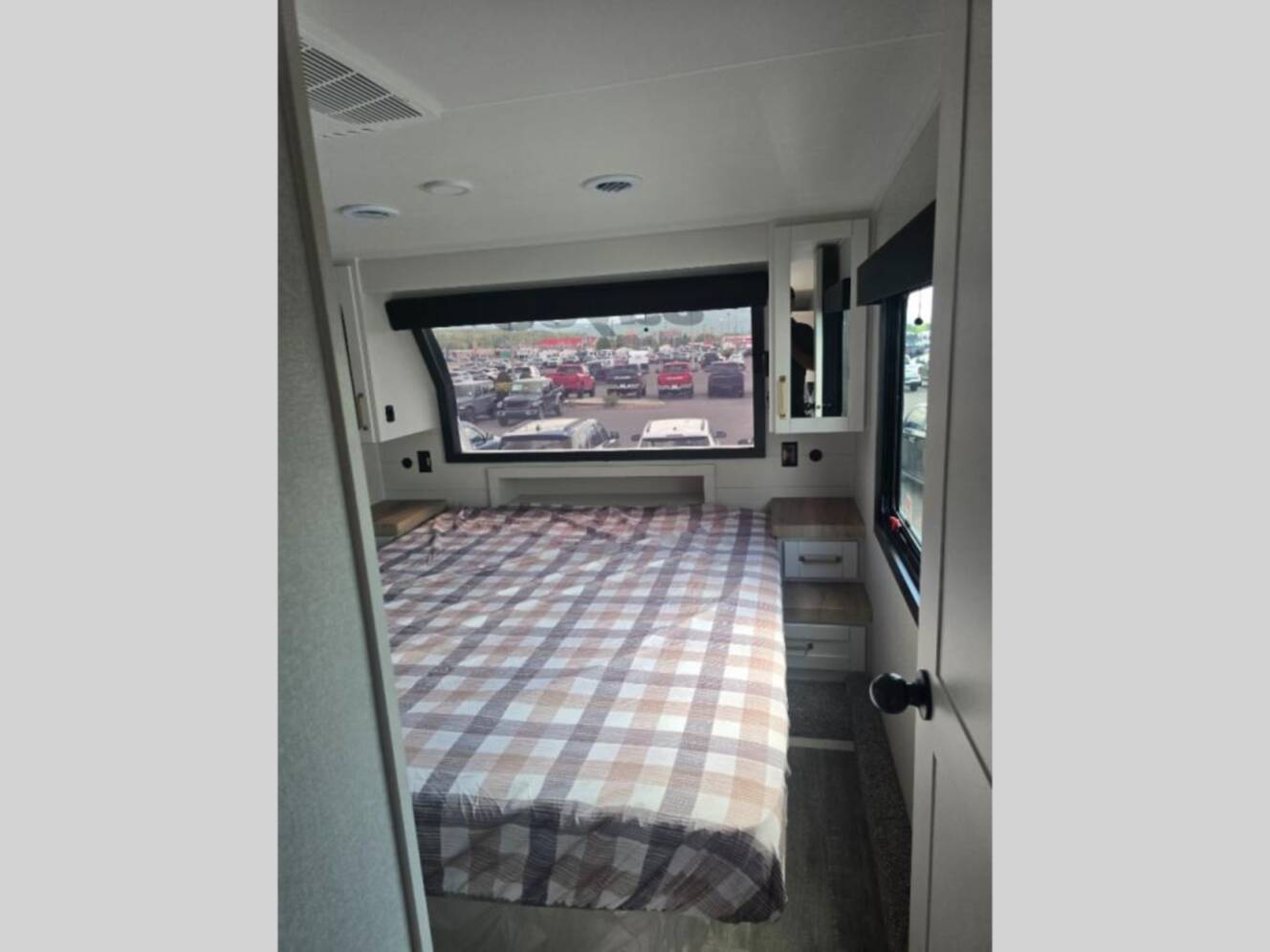 A photo of this 2026 Jayco Eagle HT 31QCD