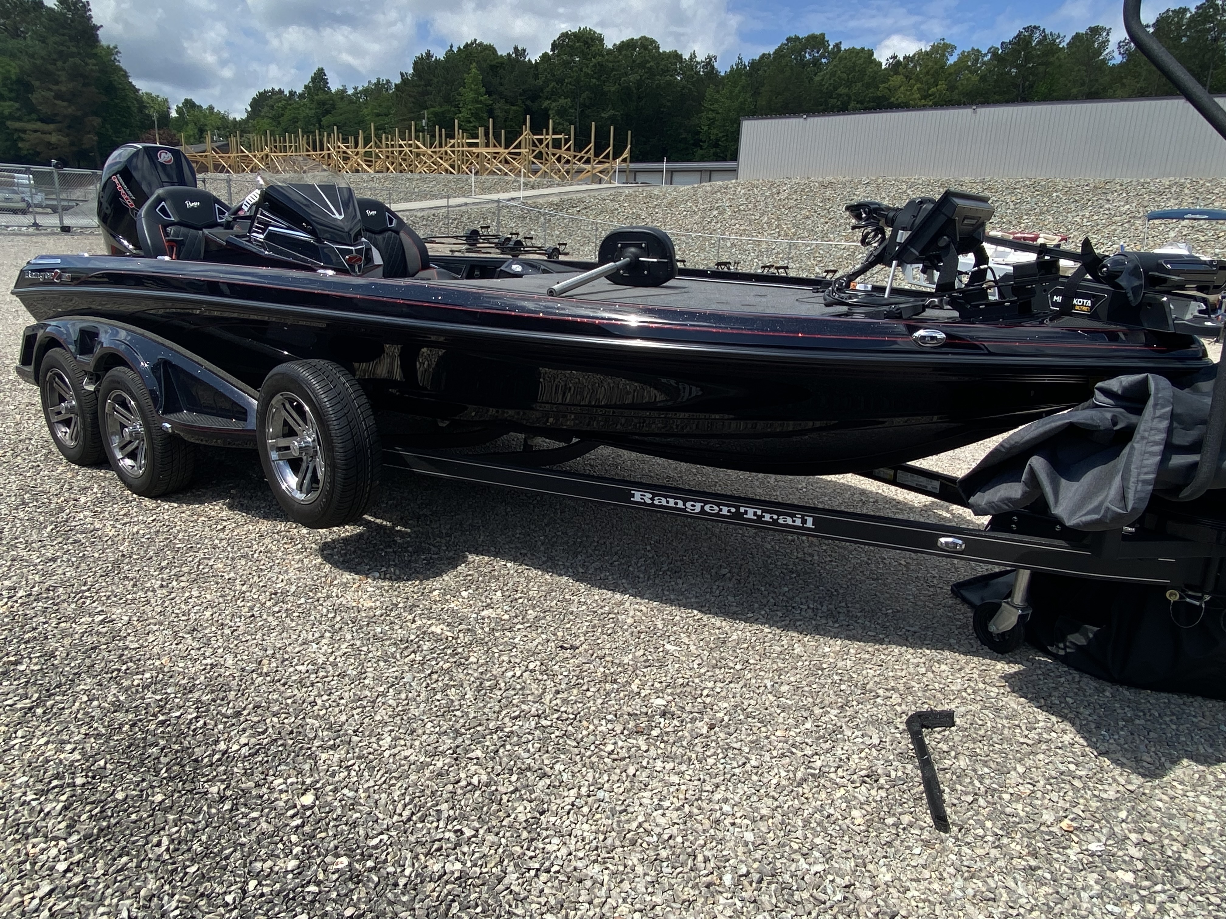 2026 Ranger Boats Z Comanche® Z521R ANGER CUP EQUIPPED in lexington TN