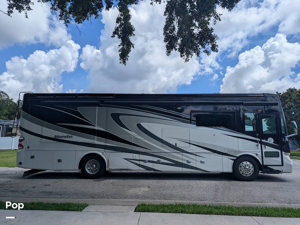 2014 Tiffin Allegro Bus 37AP in port orange FL