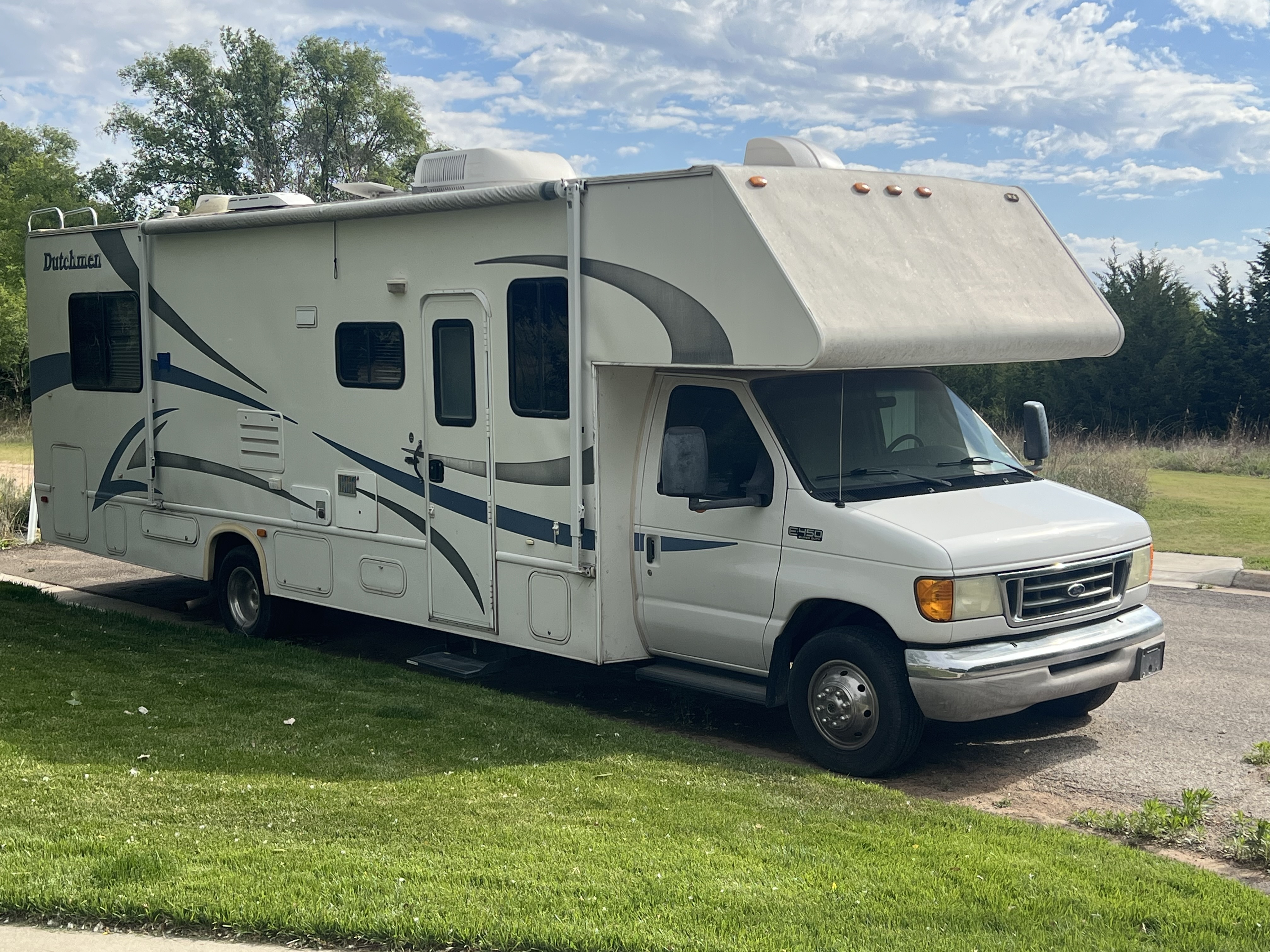 2003 Dutchmen FOUR WINDS 25QB in pratt KS