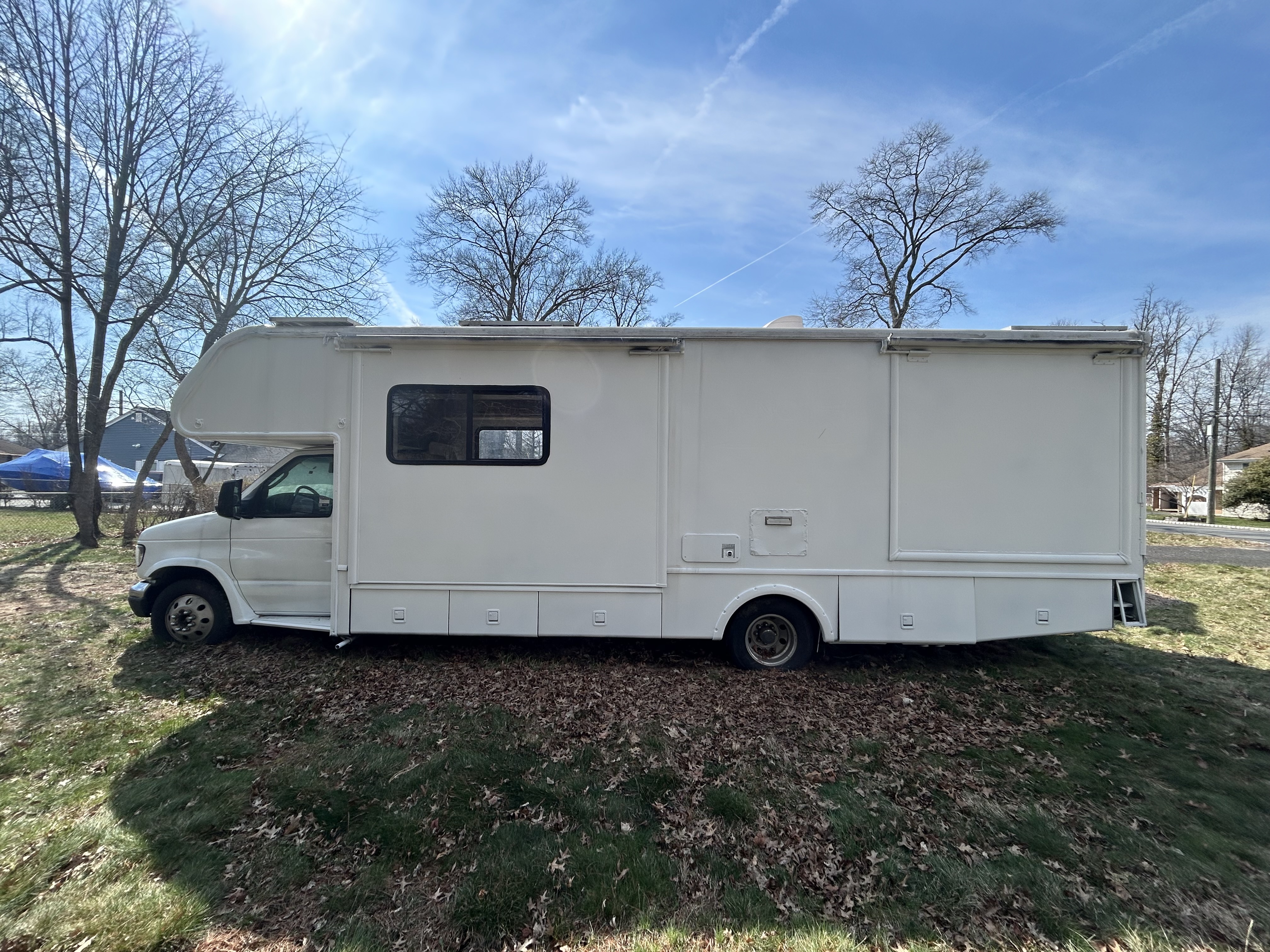 2005 Fleetwood TIOGA 30 in piscataway NJ