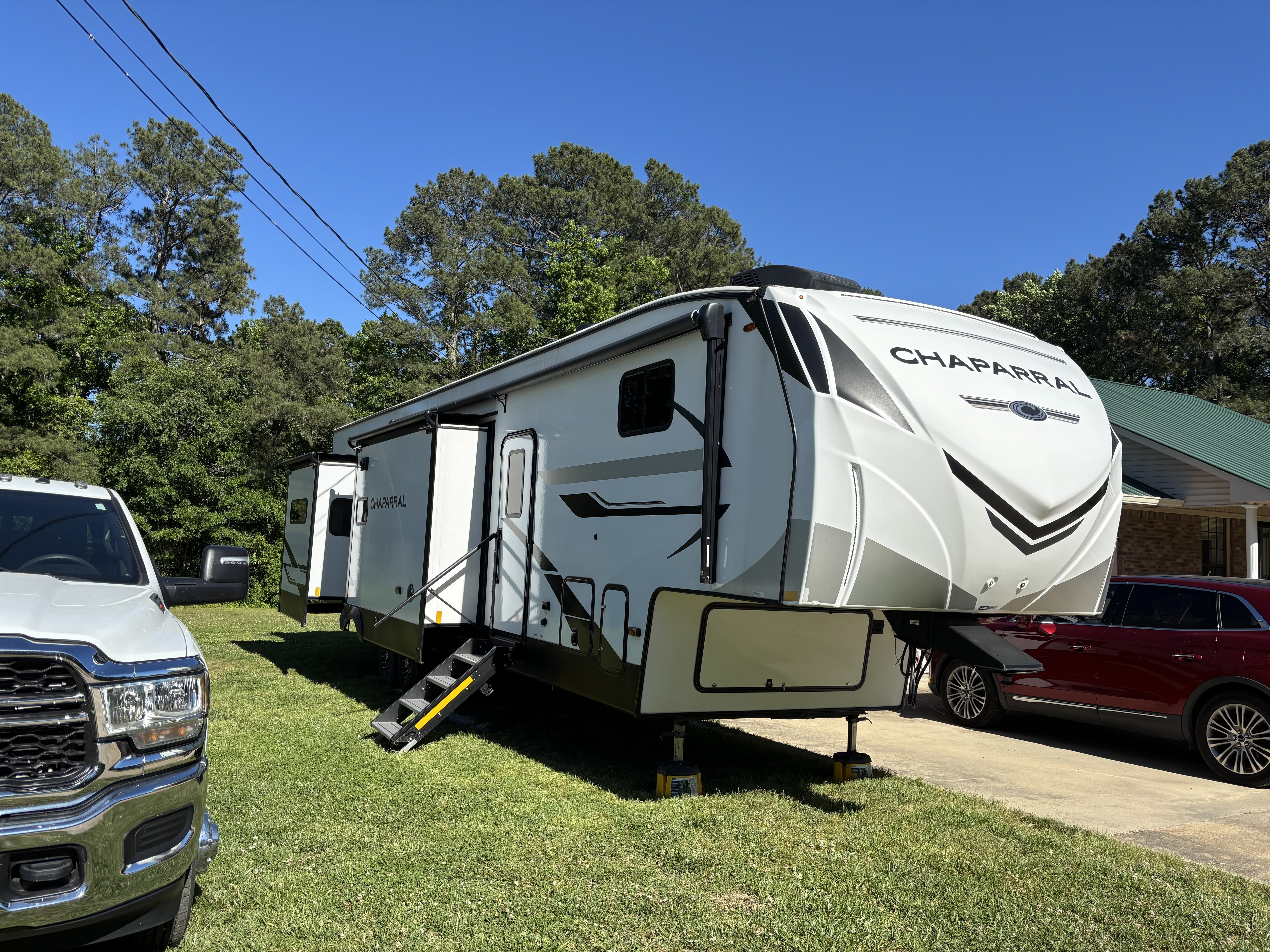 2025 Coachmen CHAPARRAL 381DBL in section AL