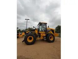 2025 JCB 427