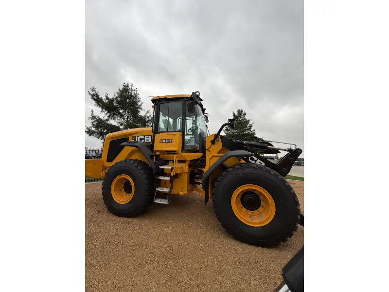 2025 JCB 427