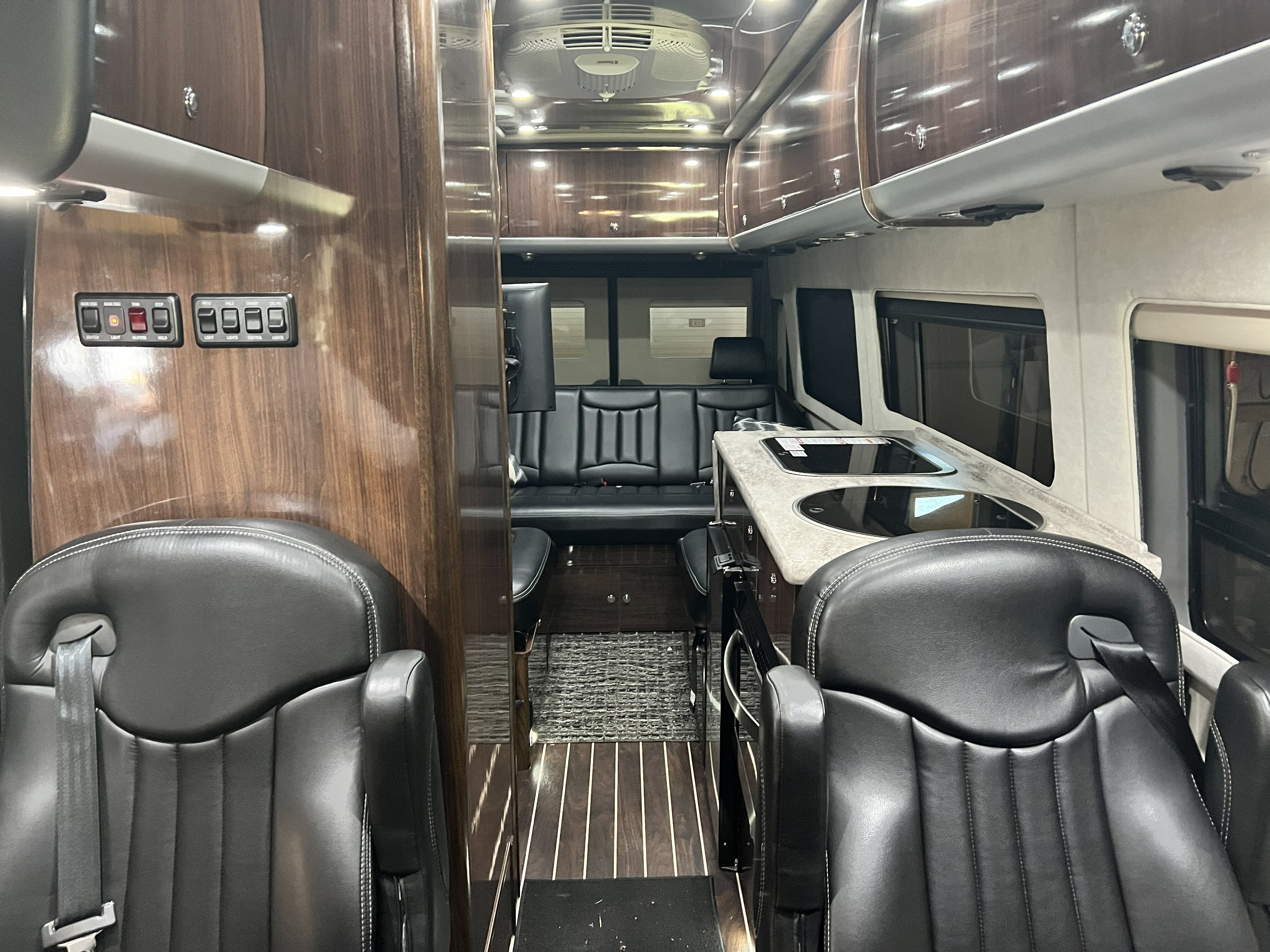 2017 Airstream INTERSTATE 3500 LOUNGE EXT in wise VA