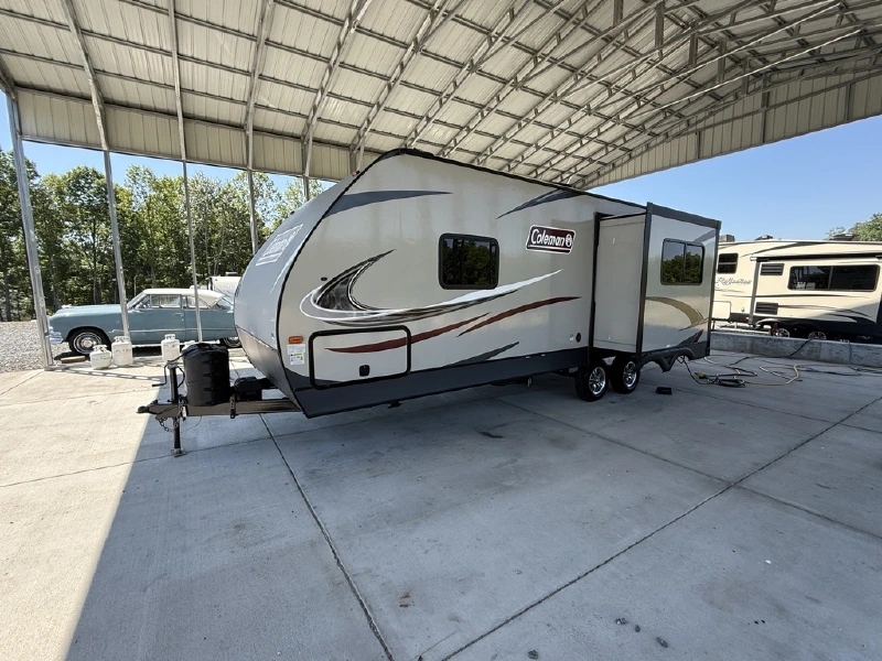 2018 DUTCHMEN COLEMAN LIGHT 2435RK