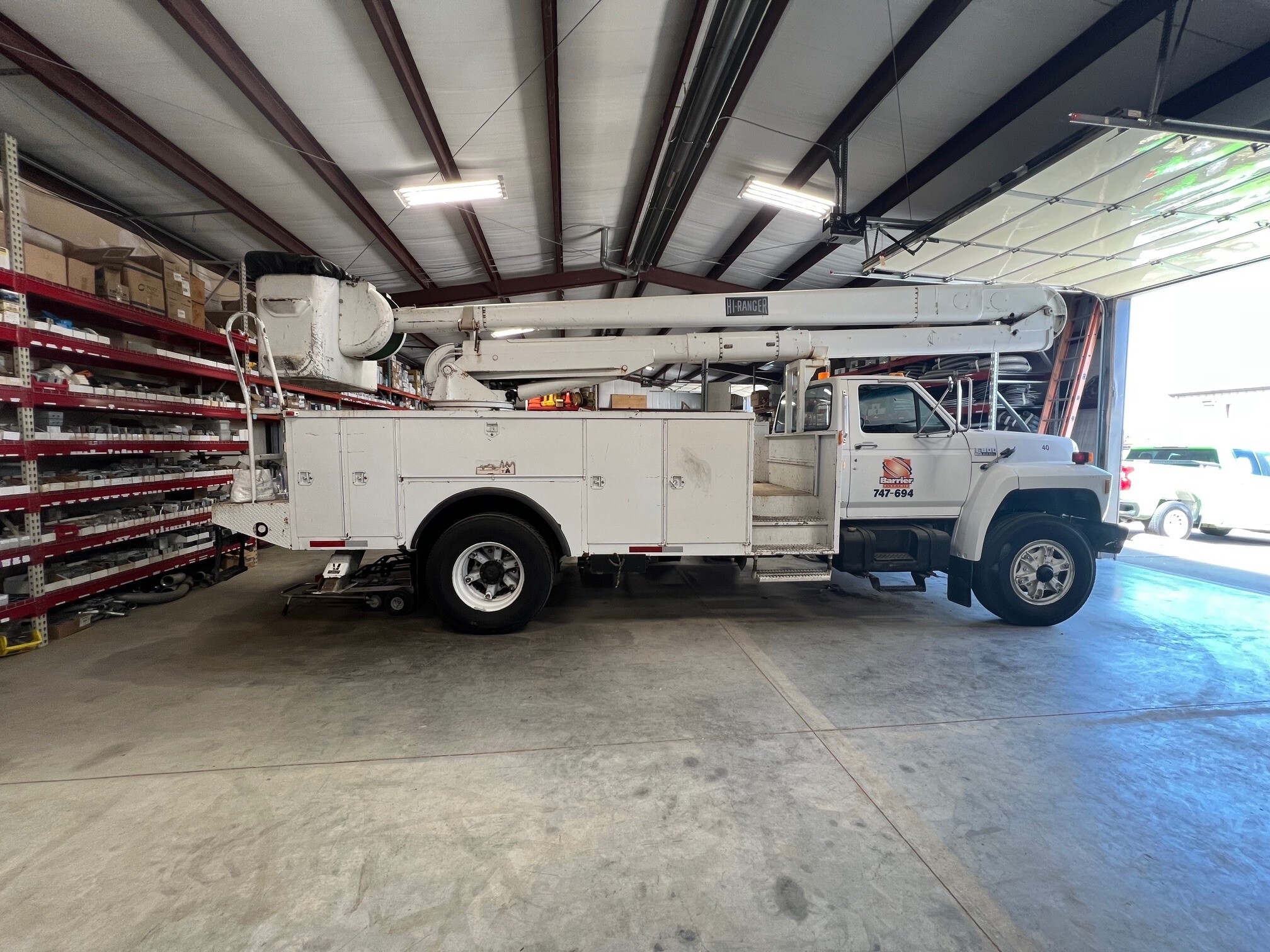 1991 FORD F800 in Tulsa, OK