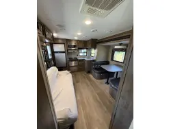 2018 DUTCHMEN COLEMAN LIGHT 2435RK