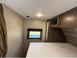 2018 DUTCHMEN COLEMAN LIGHT 2435RK