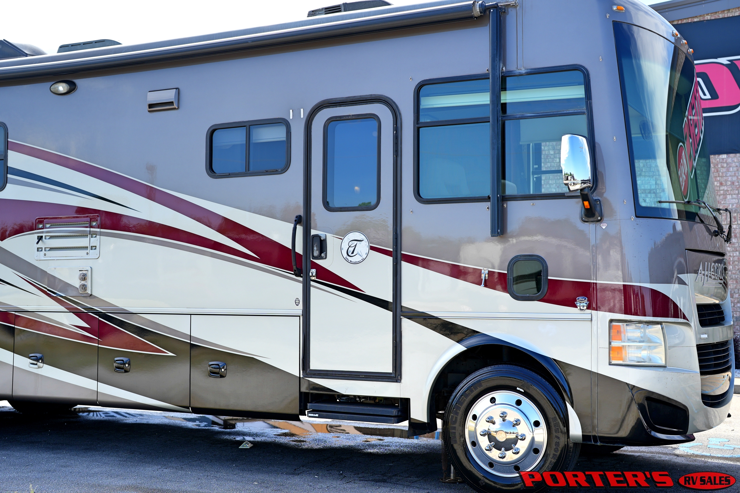 2013 Tiffin Motorhomes ALLEGRO OPEN ROAD 36LA in williamston SC