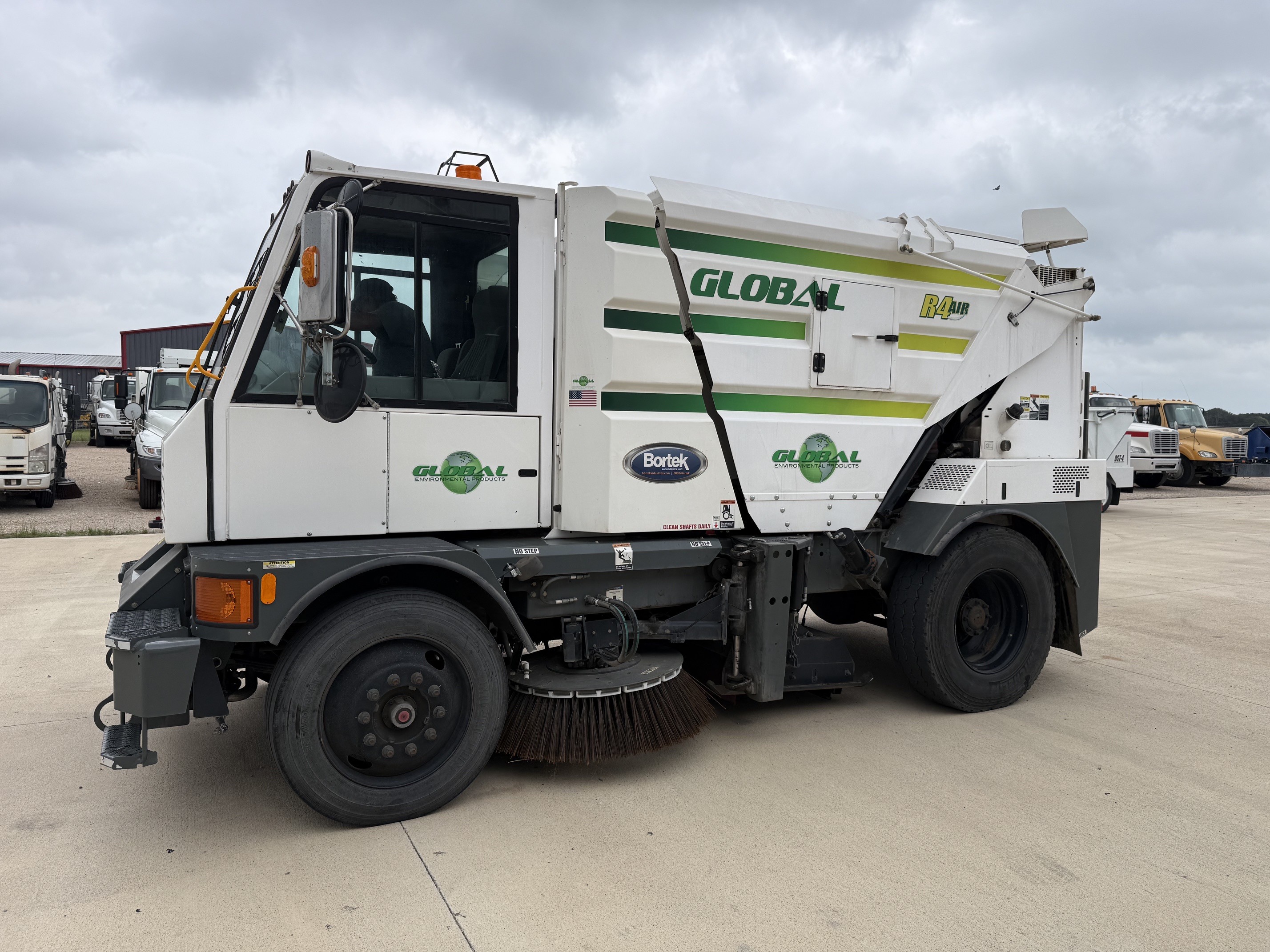 2019 GLOBAL R4 Air in Waco, TX