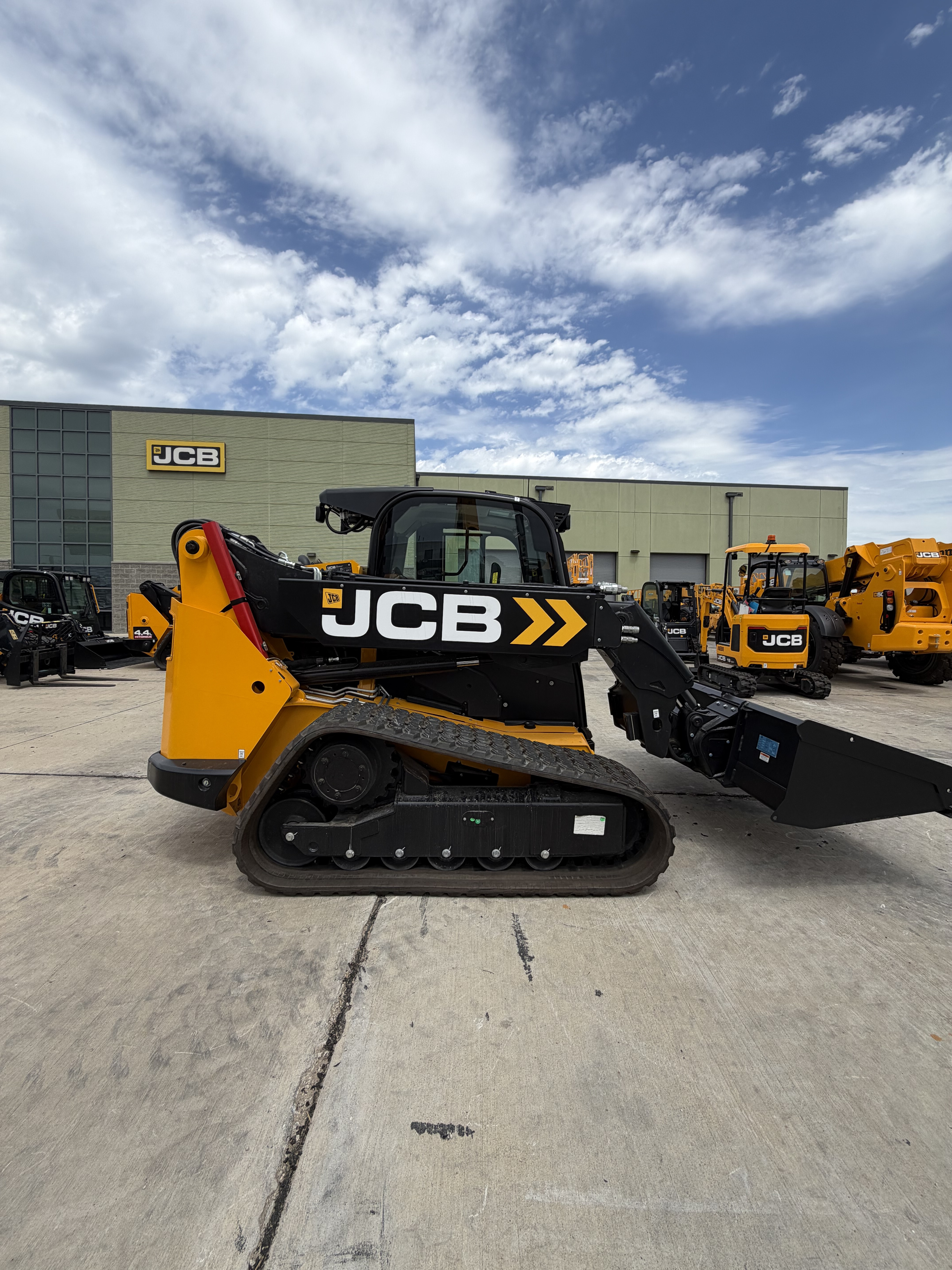 2026 JCB 3TS-8T in Lewisville, TX