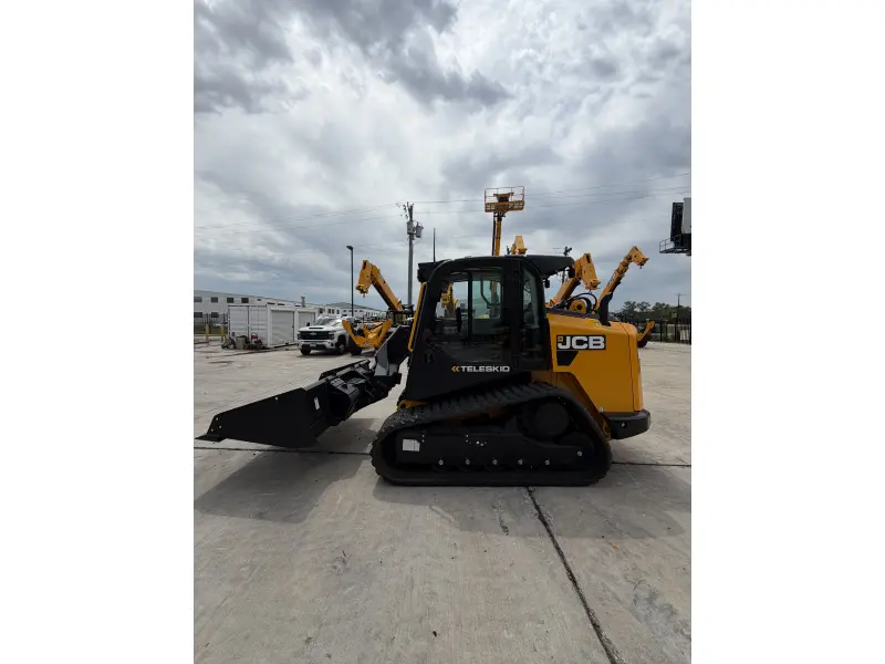 2026 JCB 3TS-8T