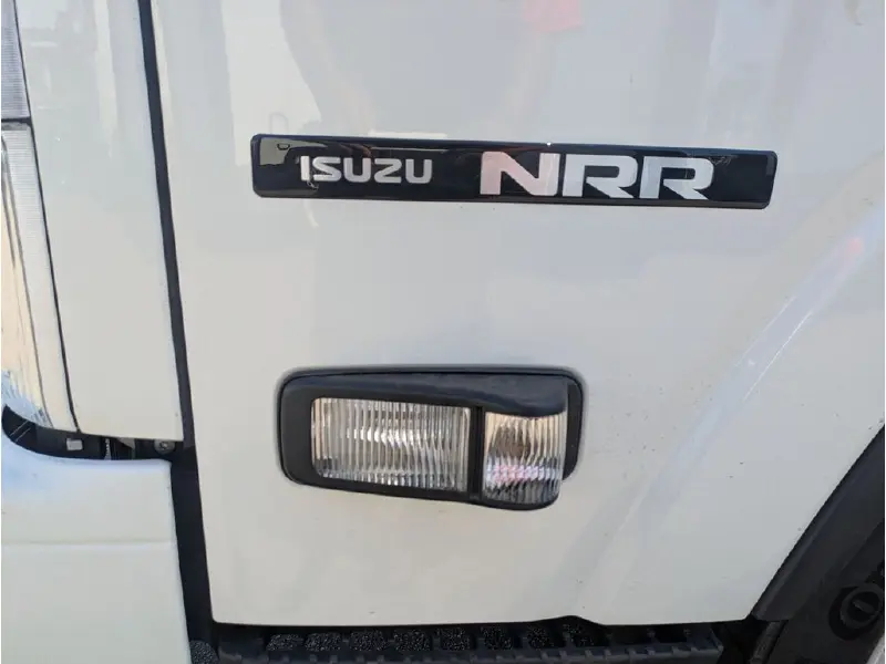 2026 ISUZU NRR