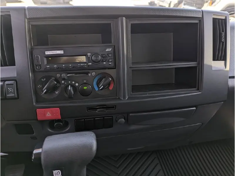 2026 ISUZU NRR
