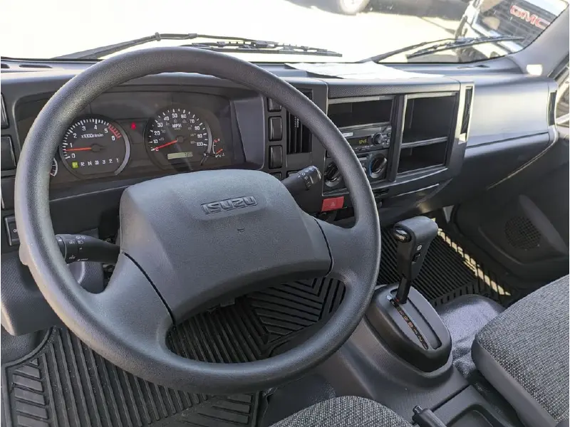 2026 ISUZU NRR