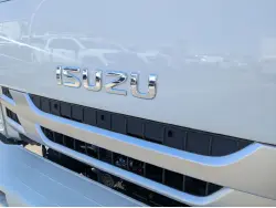 2026 ISUZU NRR