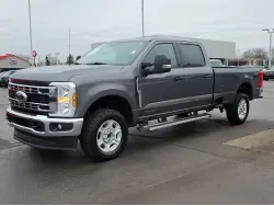 2025 FORD F250