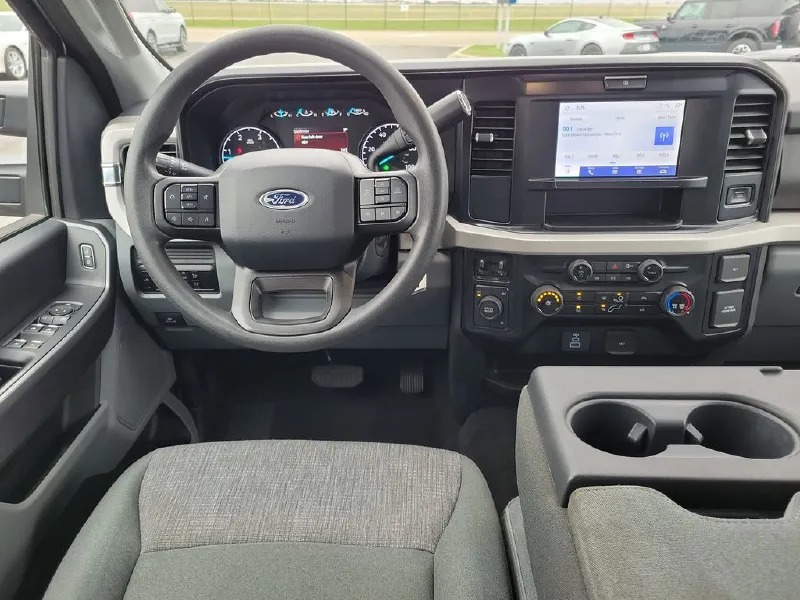 2025 FORD F250