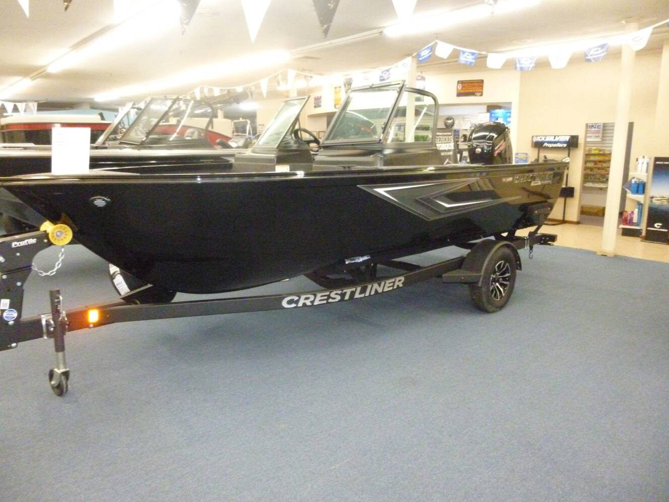 A photo of this 2026 Crestliner 1850 KODIAK WT