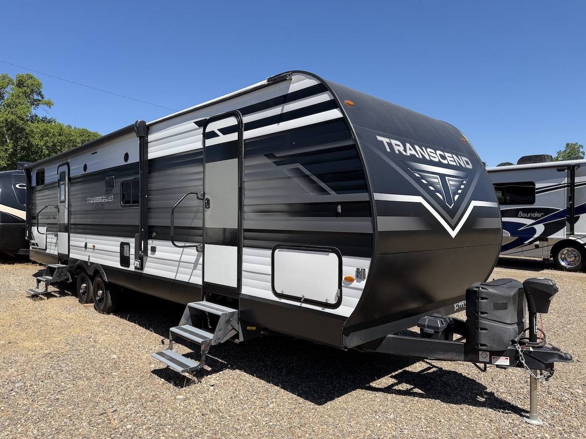 2023 Grand Design TRANSCEND XPLOR 321BH in statesville NC