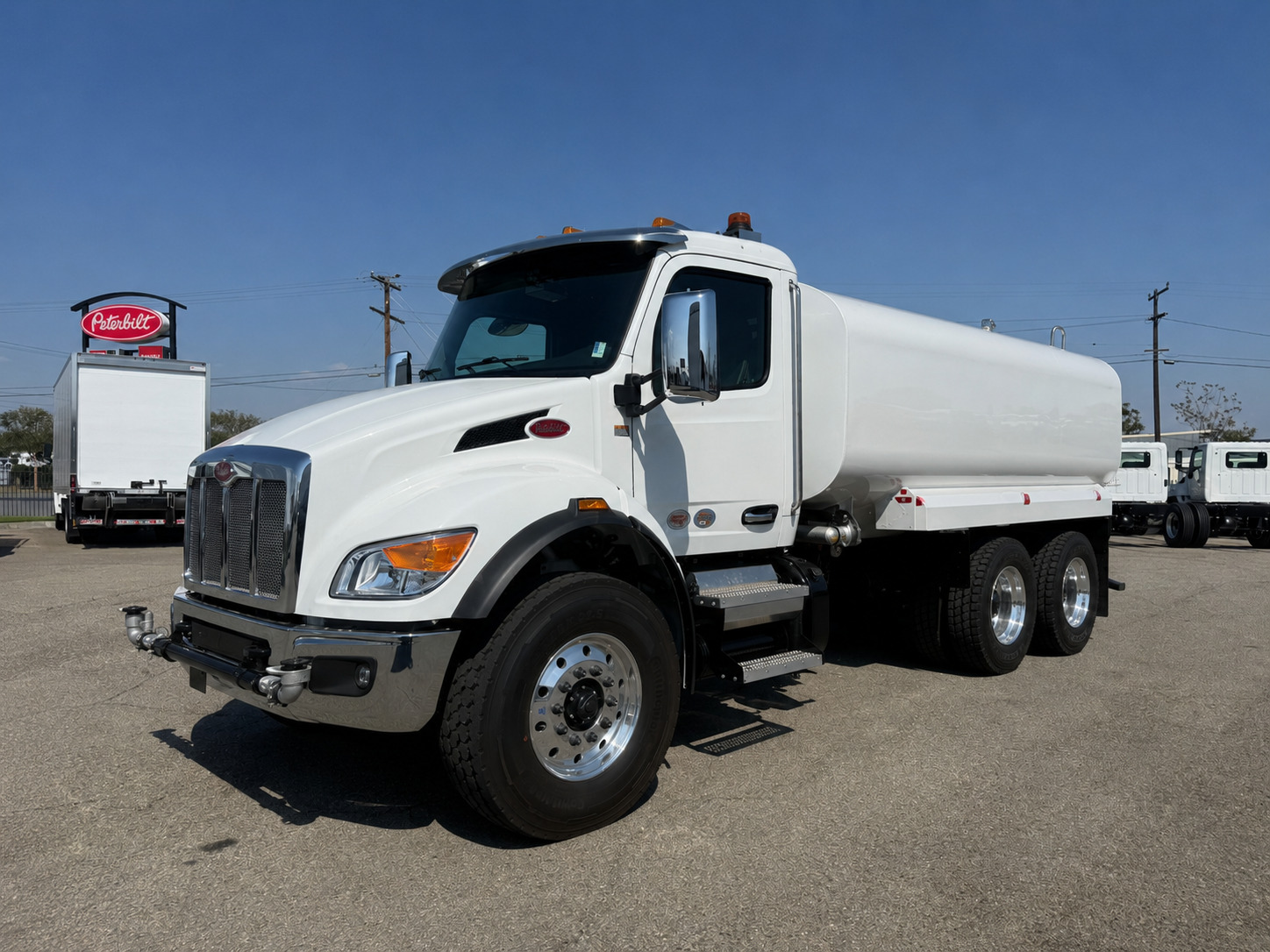 2027 PETERBILT 548 in Fontana, CA