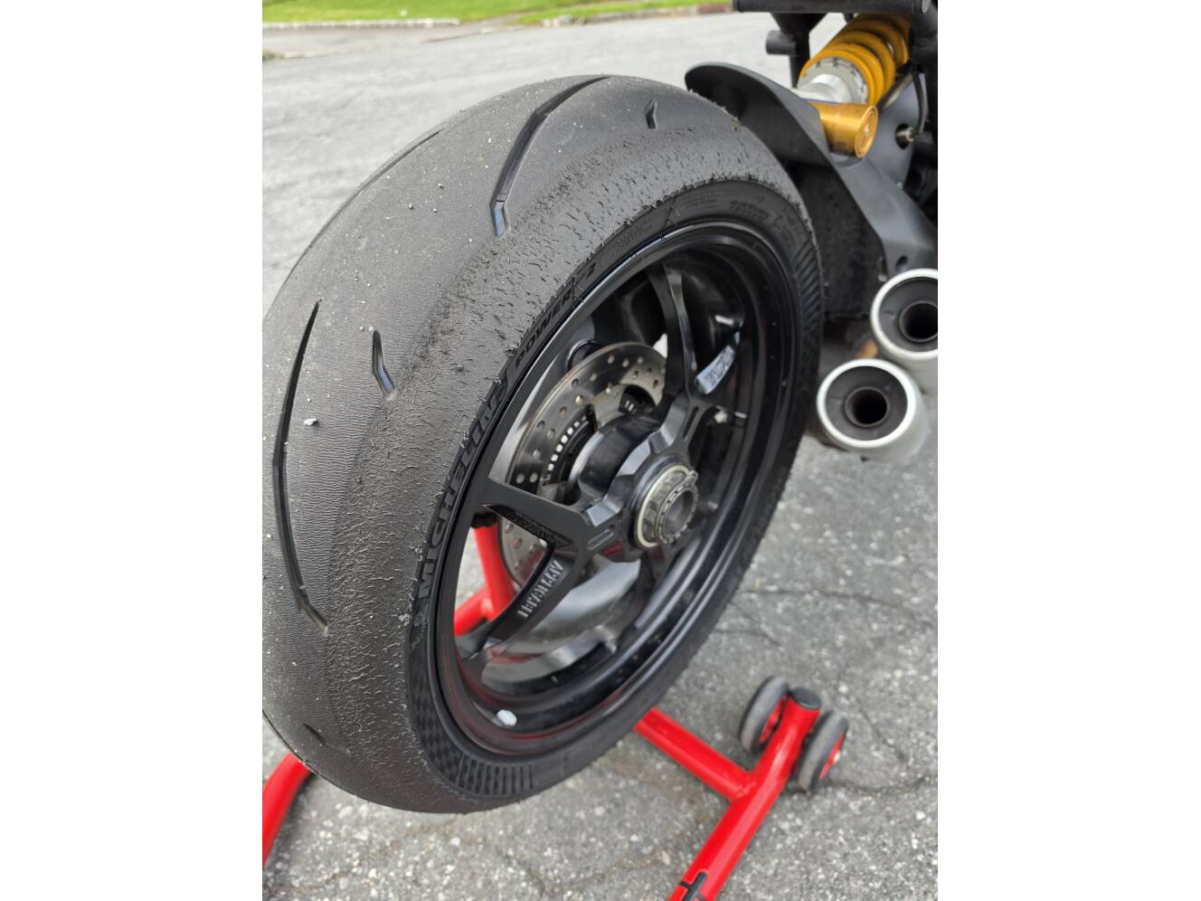 A photo of this 2024 Ducati SUPERSPORT 950 S