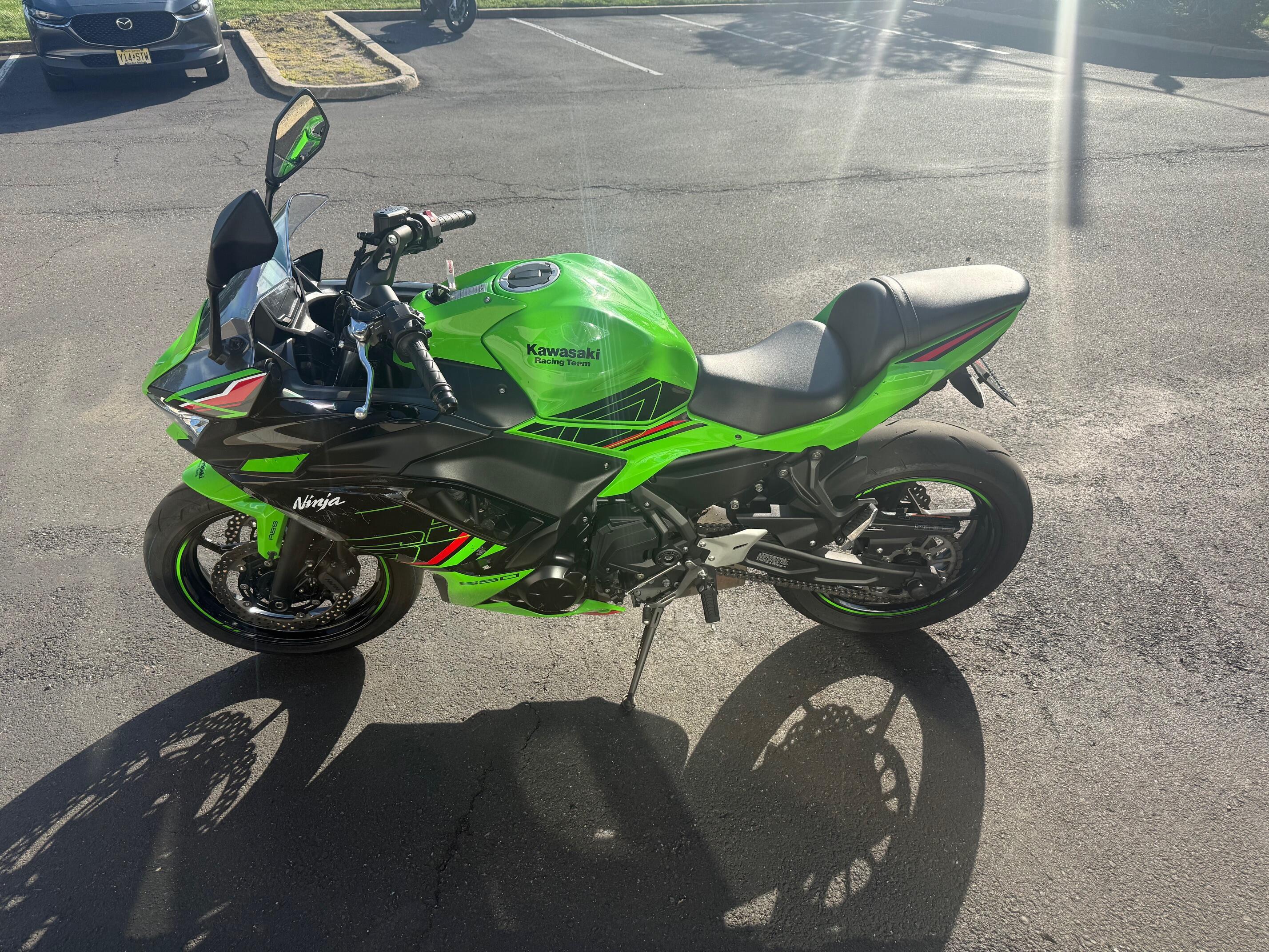 Used 2024 Kawasaki Ninja 650 Base For Sale in Metuchen, NJ