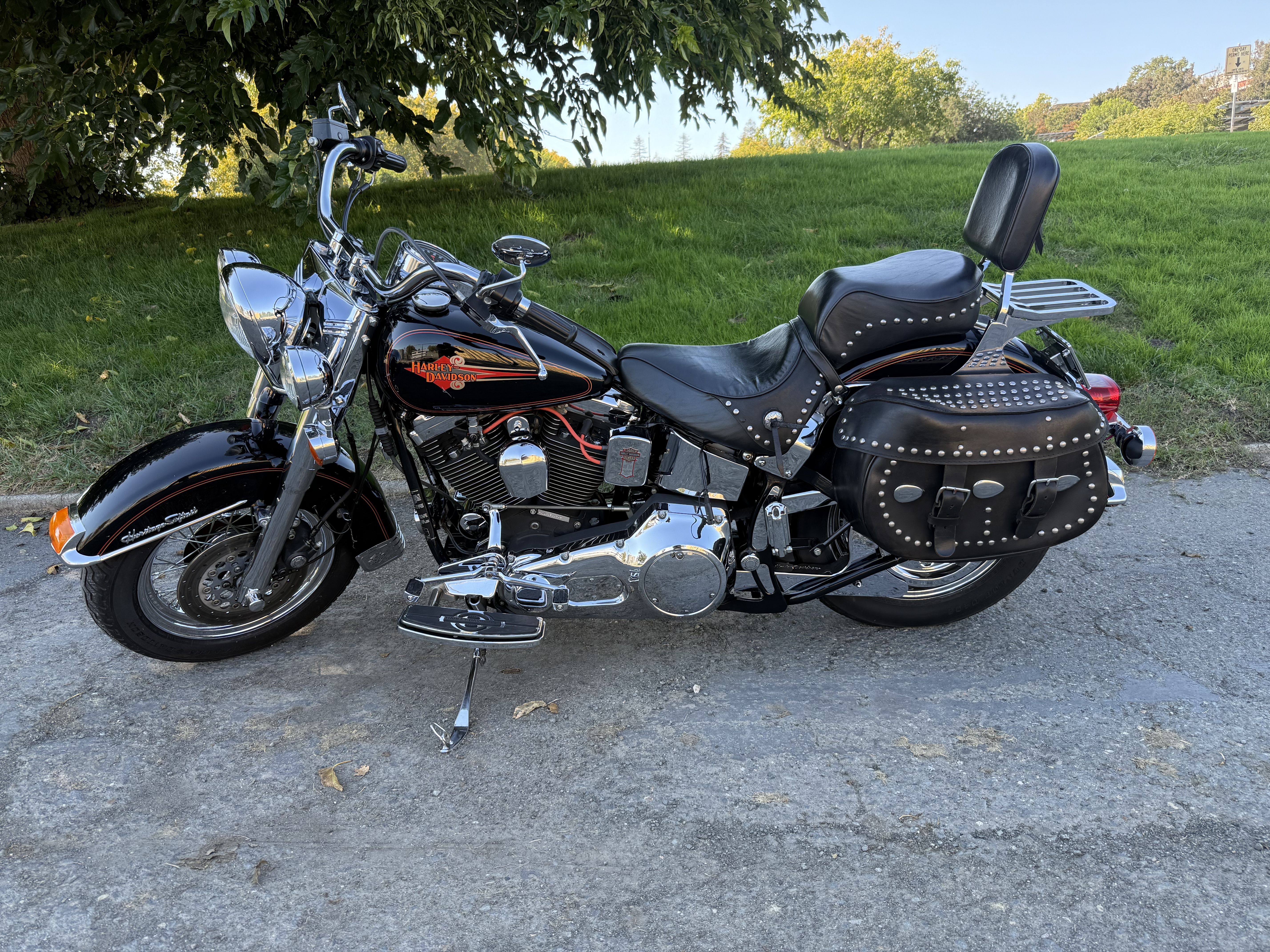 専用1 Used Red Harley-Davidson Heritage Softail Standard Motorcycles For