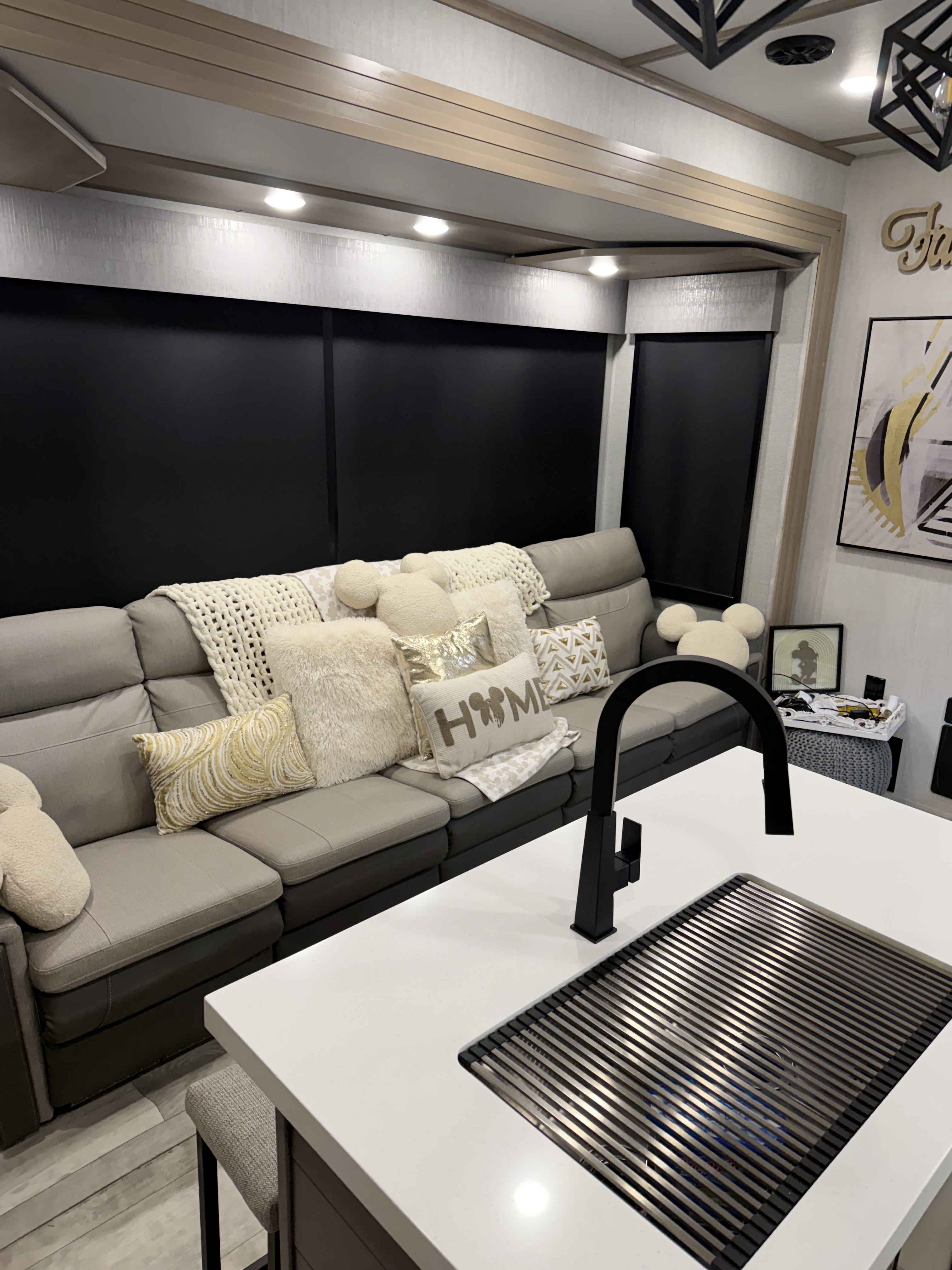 View more photos of this listing