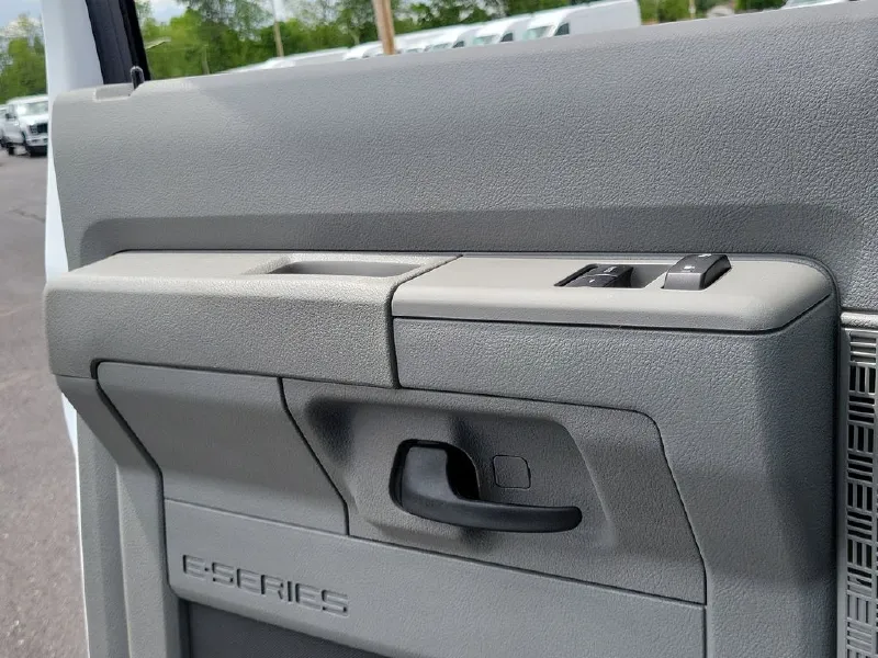 2027 FORD ECONOLINE