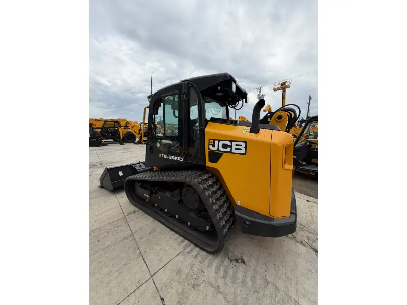 2026 JCB 3TS-8T